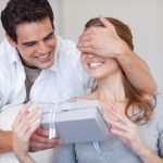 6 Diwali Gifts for Your Girlfriend to Make Her Feel Special