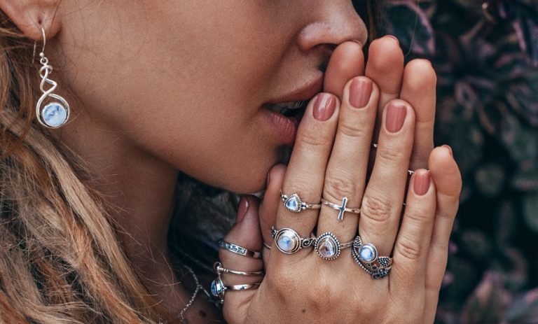 Things to Keep in Mind Before Buying Gemstone Ring